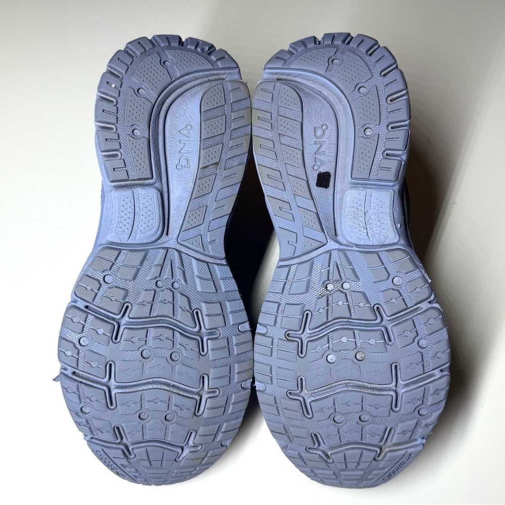 Brooks Women's Trace 2 Athletic Running Shoes Size- 8.5 Medium - Picture 9 of 9